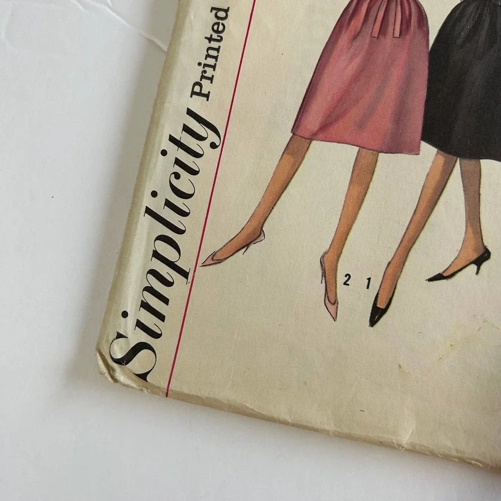 Simplicity Vintage 1960's Pattern #5708 Junior and Misses Dress‎ Size16
